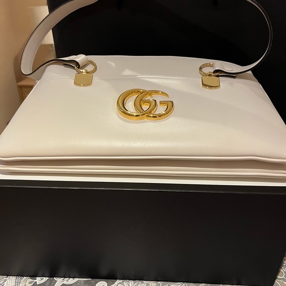 Gucci Arli Large Handle Bag Purse - Picture 12 of 16